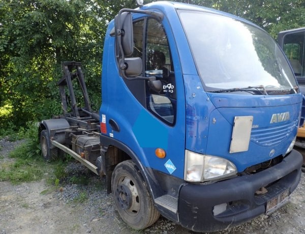 9t hák kontejner Avia D90