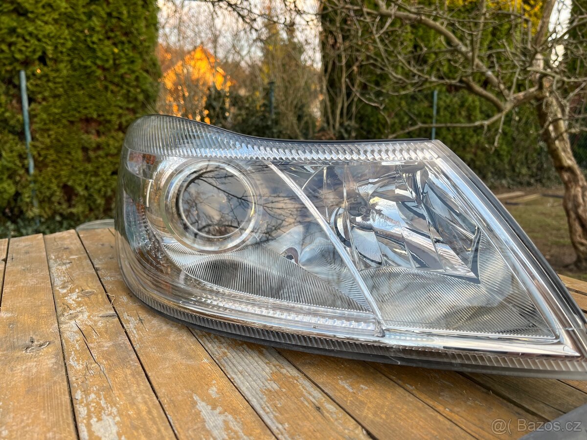 2 Octavie Facelift světlo
