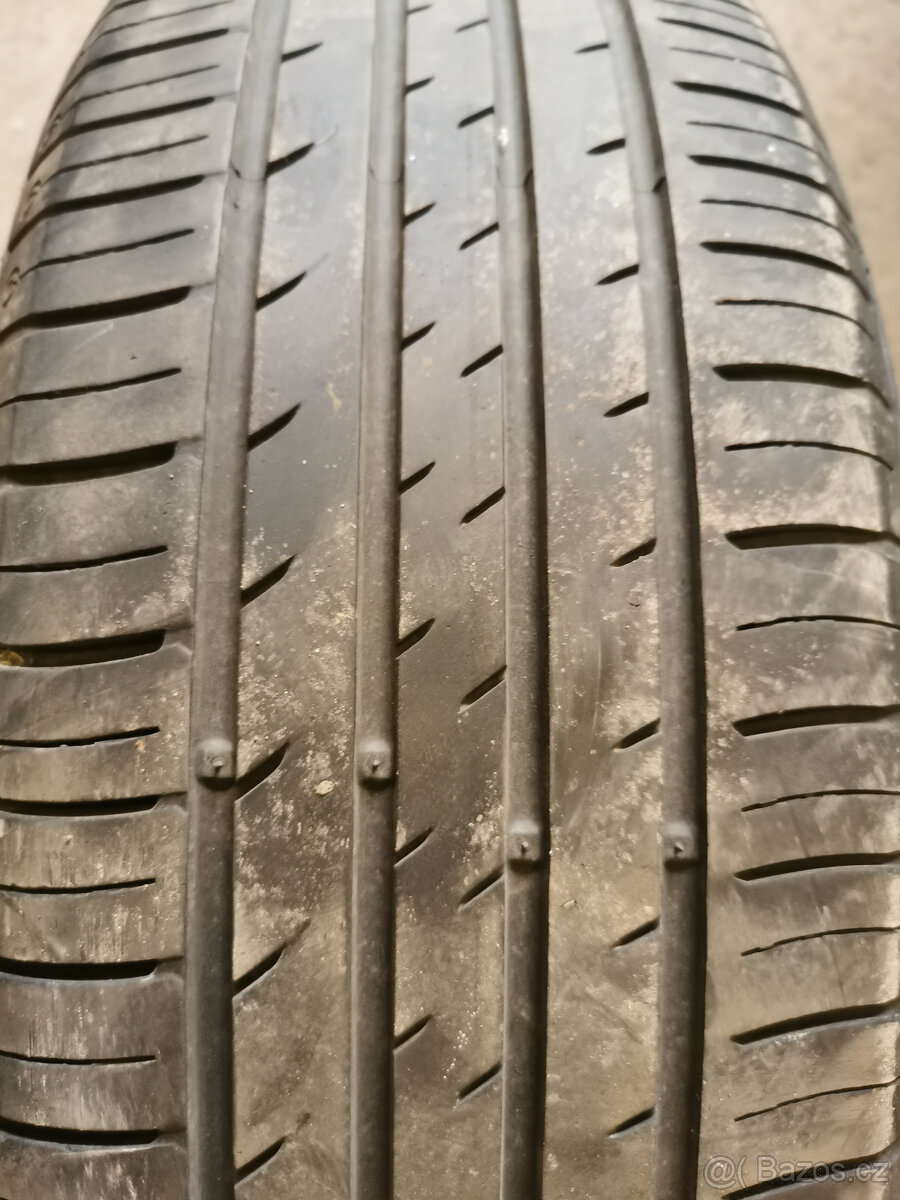 215/60/16 Kumho