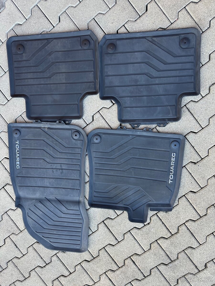 Pryžové koberce vw Touareq gumové 761061500 82V originální