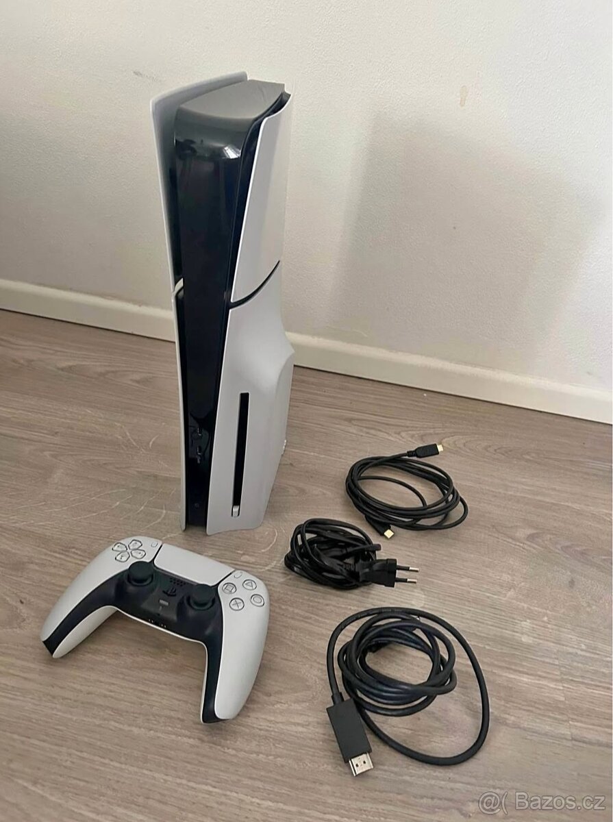 PS5 Slim 1TB s mechanikou