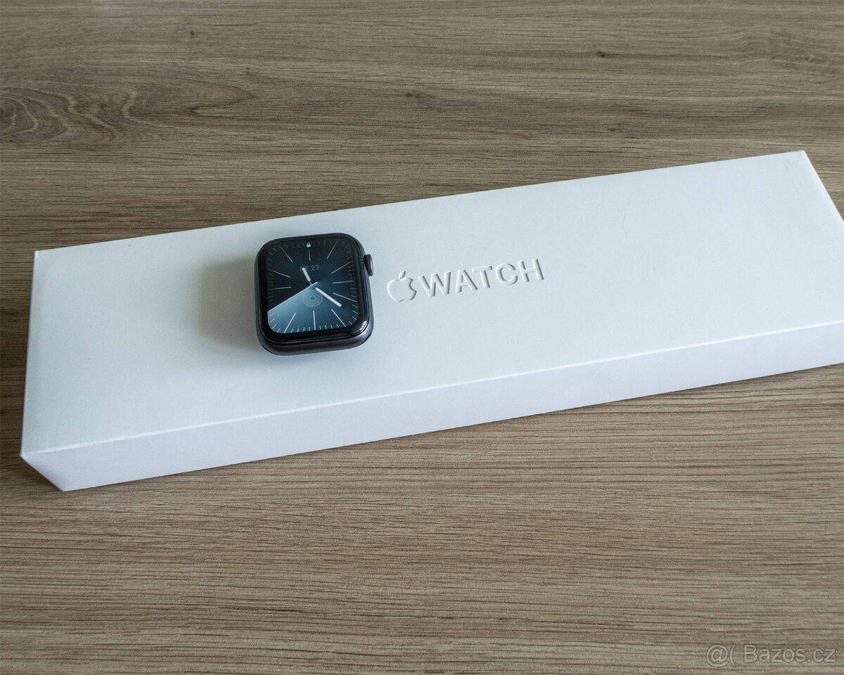 Apple Watch 6 GPS, 44mm, Šedý hliník