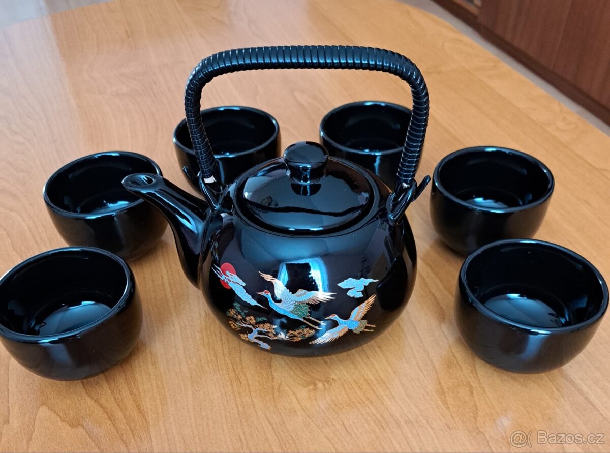 Porcelánová čajová souprava