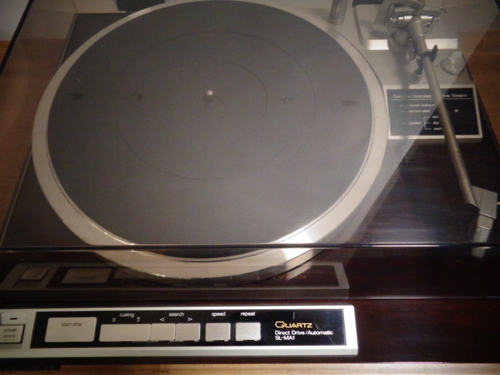 Gramo TECHNICS SL-MA1 - Top  			