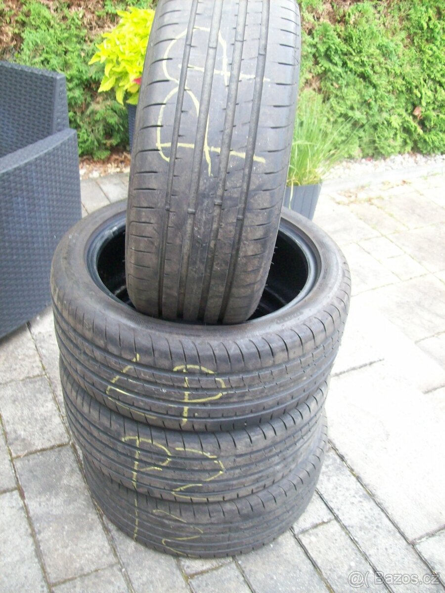 sada letní Goodyear F1 225.45.17 91Y