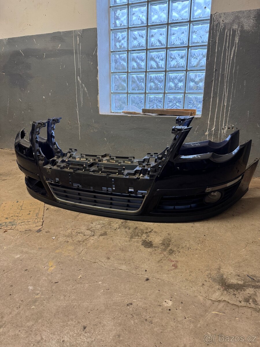 VW Passat B6, přední nárazníky