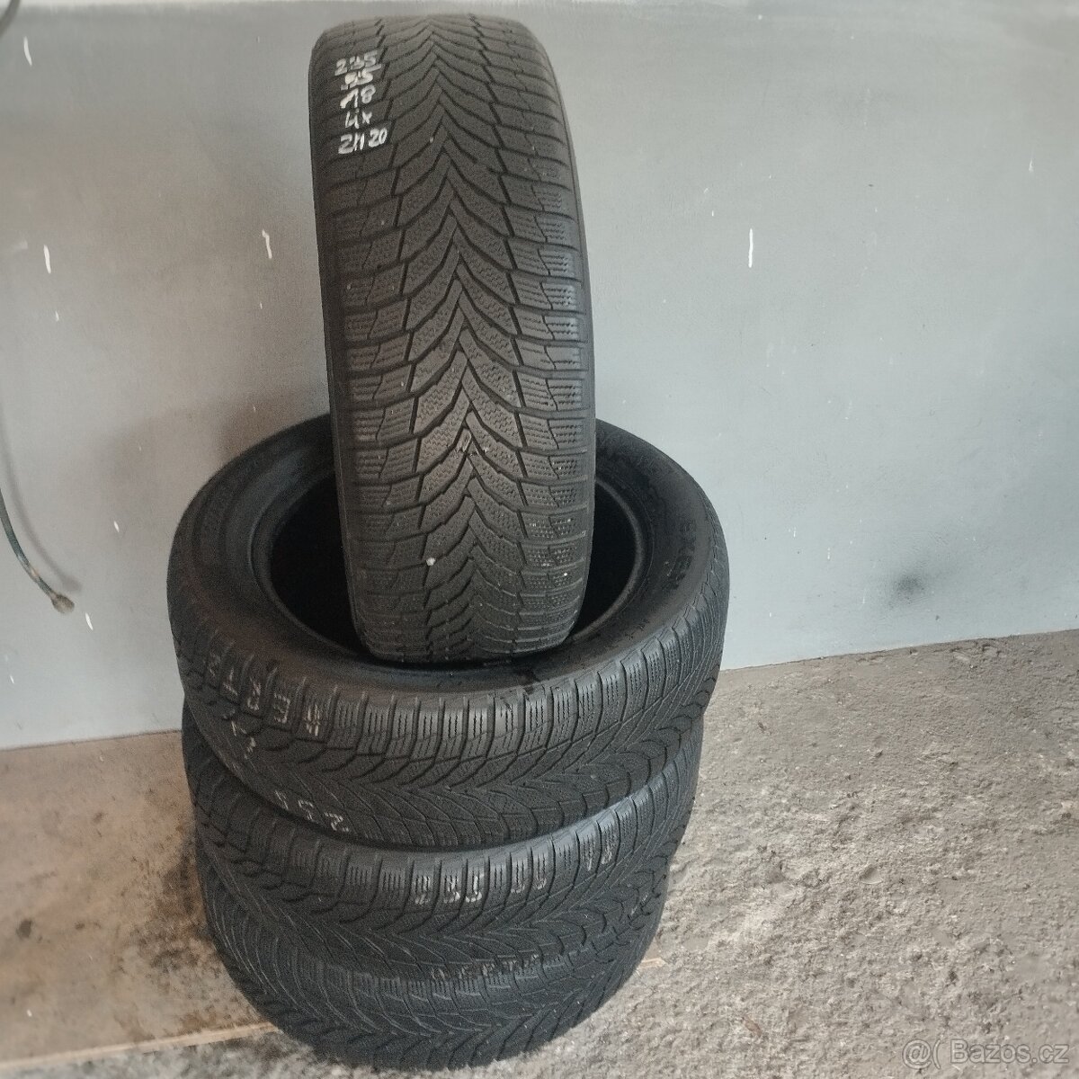 Zimní pneumatiky 235/55/18 NEXEN