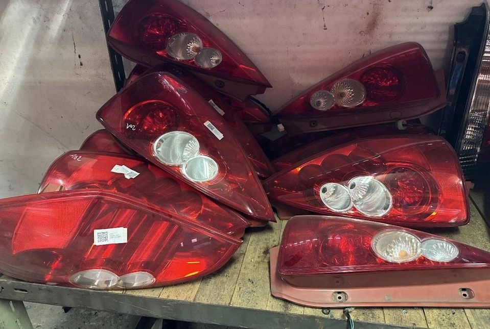 Mazda 5 CR 19 světlomety zadní