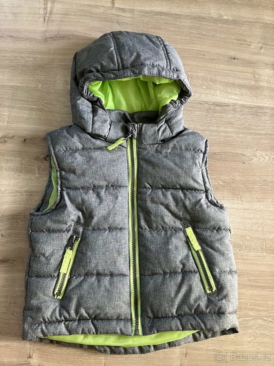 Teplá vesta vel. 92 - NOVÁ