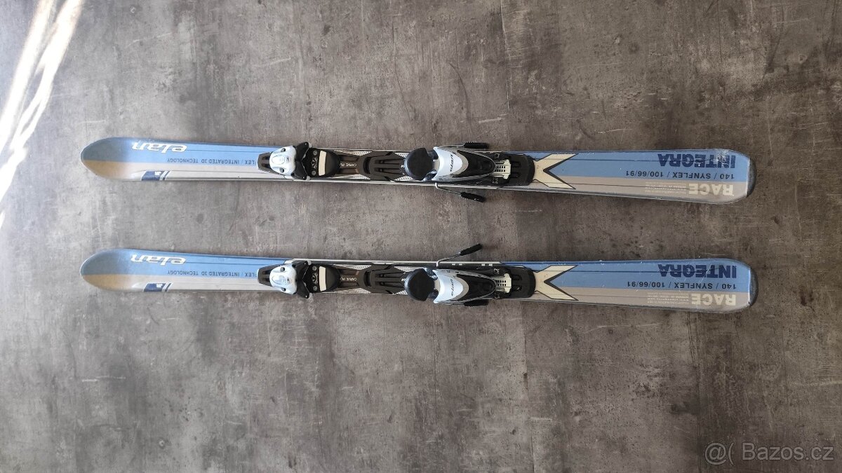 Dětské sjezdové lyže Elan v délce 140cm