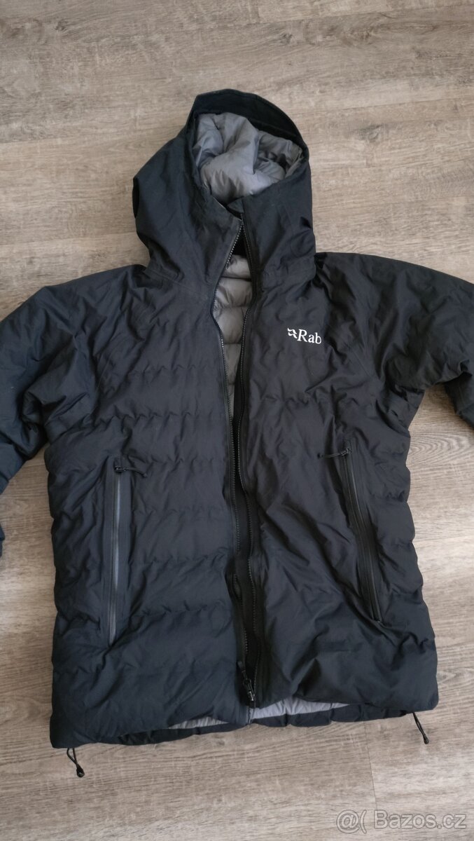 Rab - pánská péřová bunda s membránou