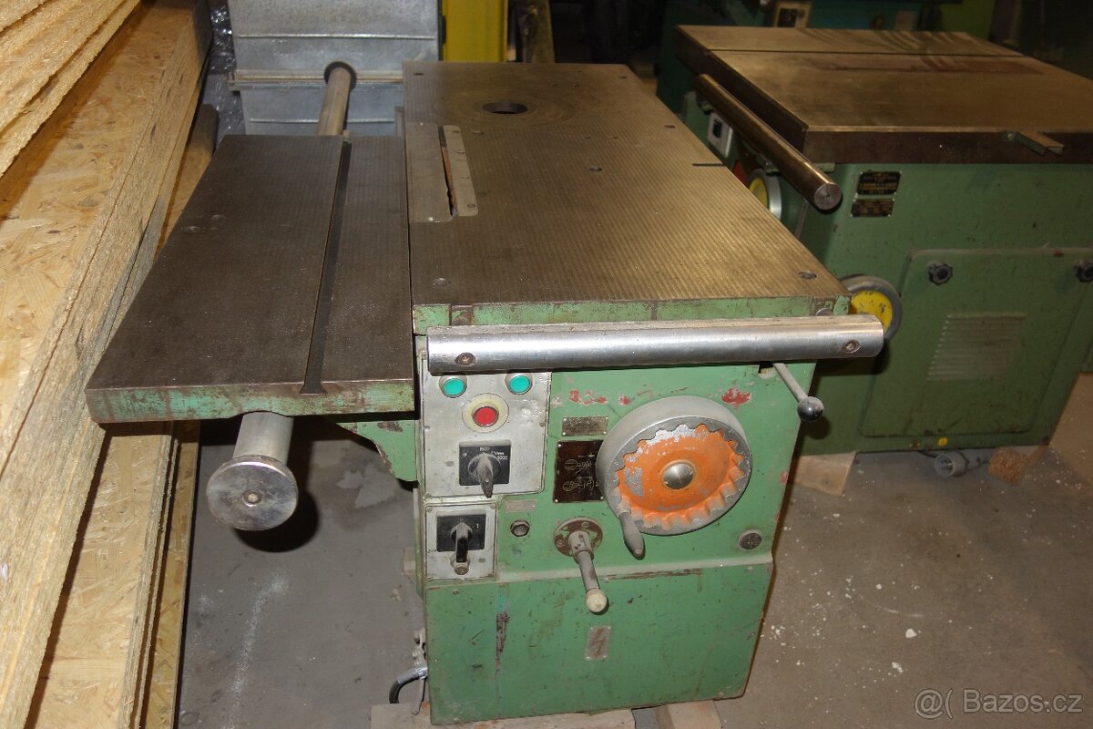 Kombinovaná spodní fréza s kotoučovou pilou