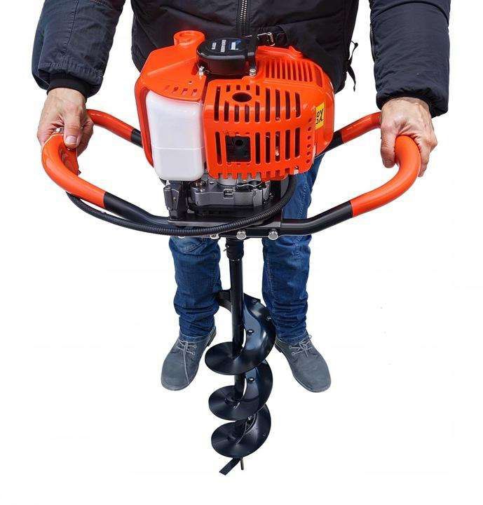 Motorový půdní zemní vrták jamkovač