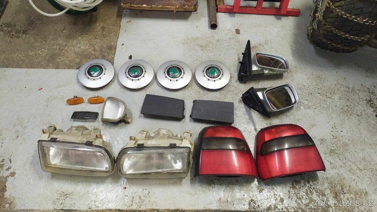 Prodám náhradní díly.