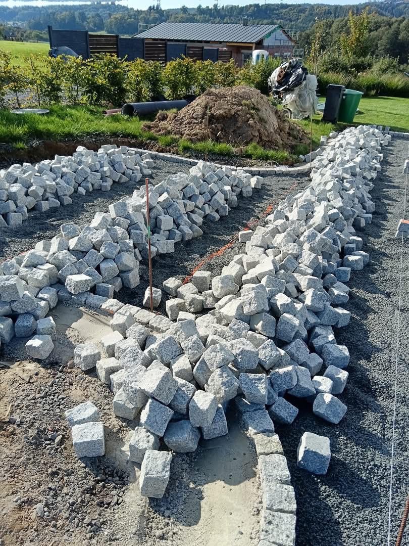 Žula - dlažební kostky