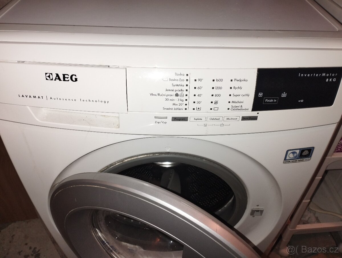 Pračka AEG 8kg prádla 1600ot./min.