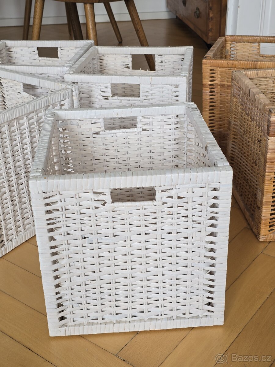Ikea koš do knihovny BRANÄS