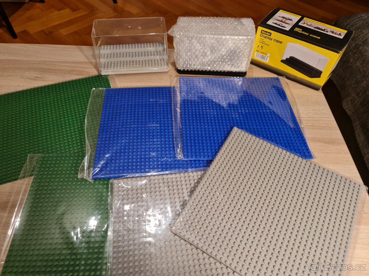 Velké "Lego" pláty / podložky + boxy nové