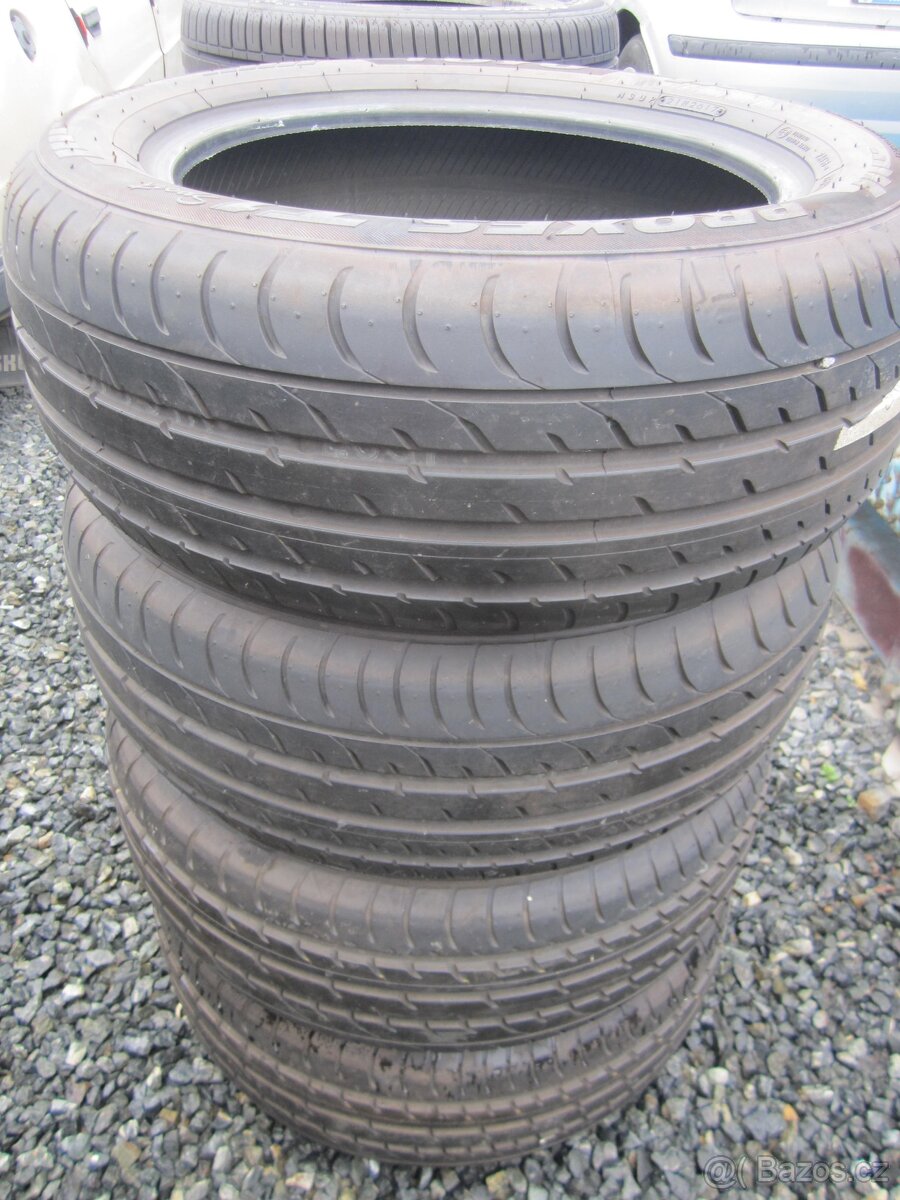 TOYO T1 Sport 225/55R17