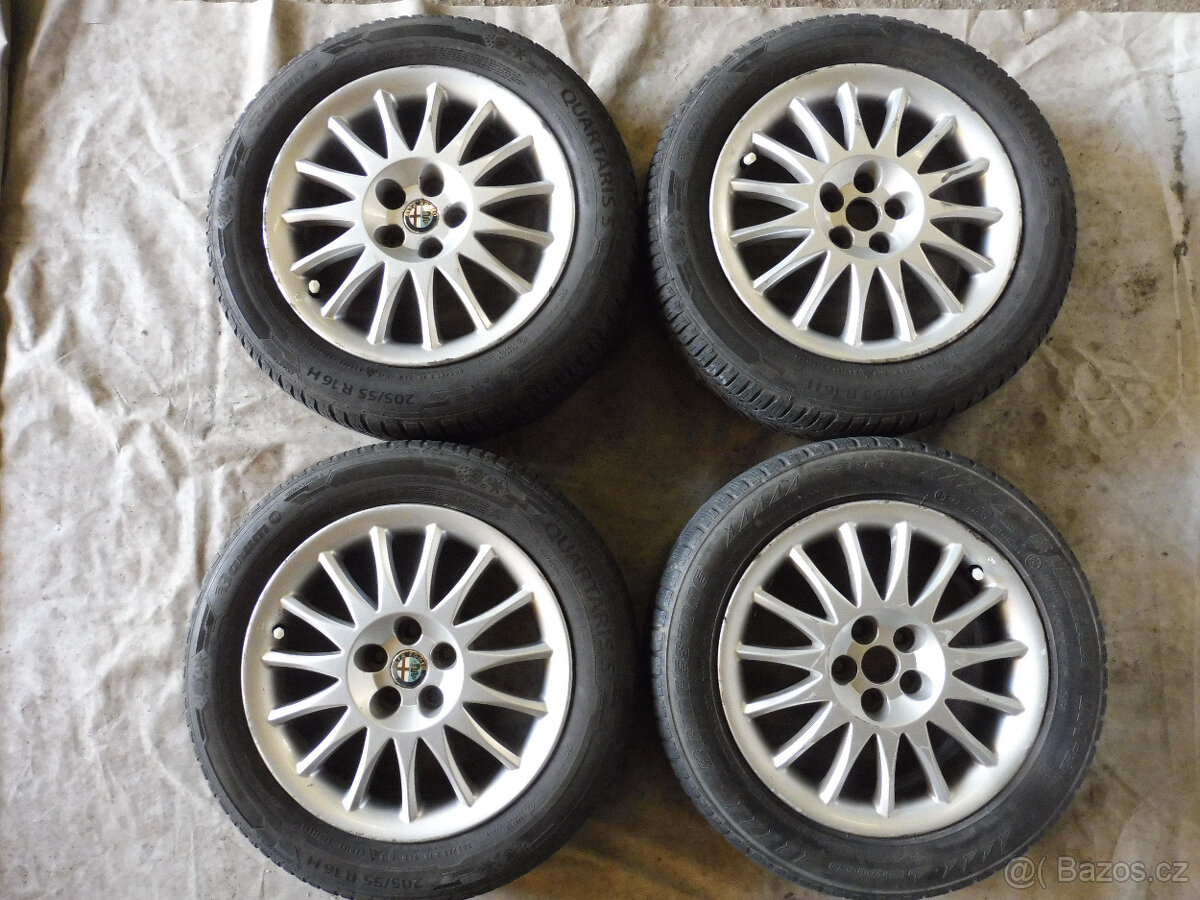 Prodám orig.16" litá kola s celo.r. pneu. na ALFA ROMEO 156