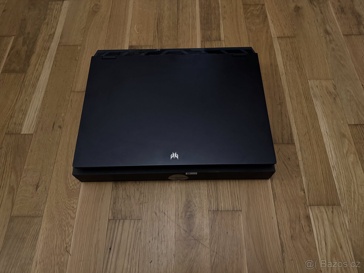 Kovovy Acer Predator 18"2k 165Hz, i9, RTX 4070, 32Gb,Zaruka