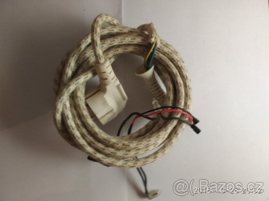 Přívodní kabel