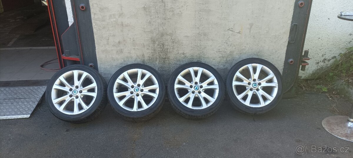 Prodam orig. disky Skoda 7,5 J x 17 H2 / 225/45/R17