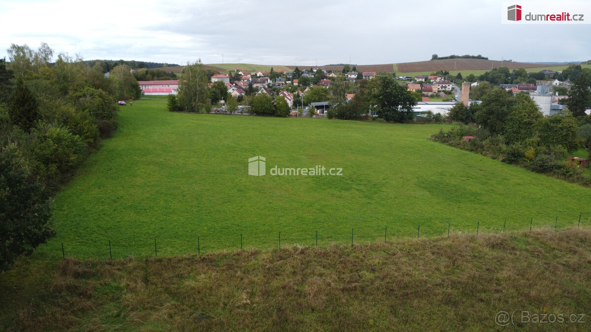 Prodej pozemku 2.070 m2 - Netvořice u Benešova