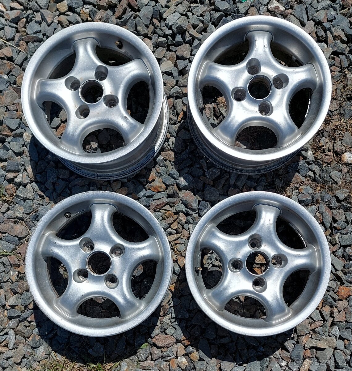 Alu kola R13 4x100