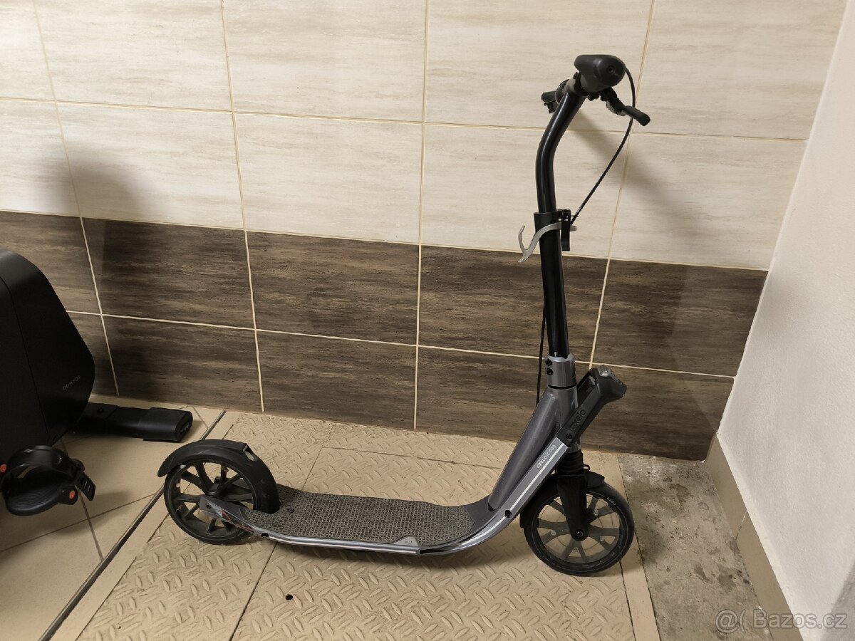 skládací koloběžka OXELO C900, velmi zřídka používaná