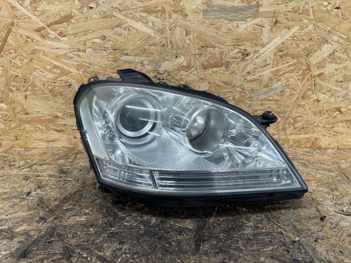 PRAVÉ PŘEDNÍ HALOGENOVÉ SVĚTLO MERCEDES W164 2005-2011