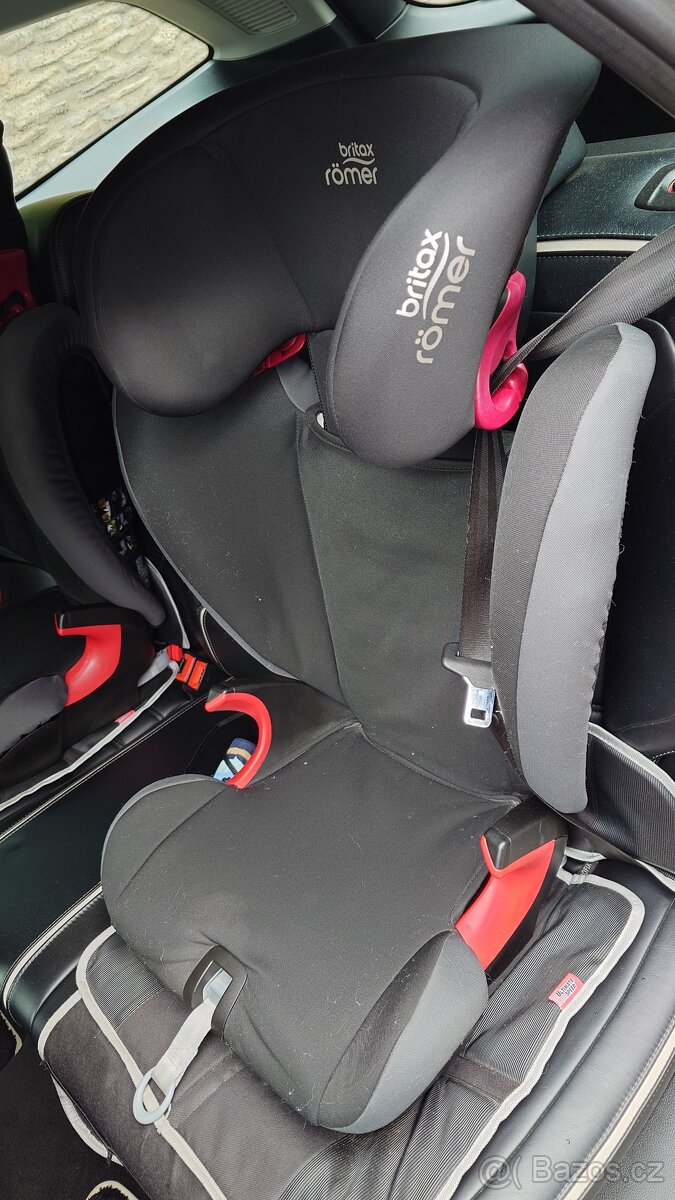 Autosedačka Britax Römer Kidfix SL 15-36kg