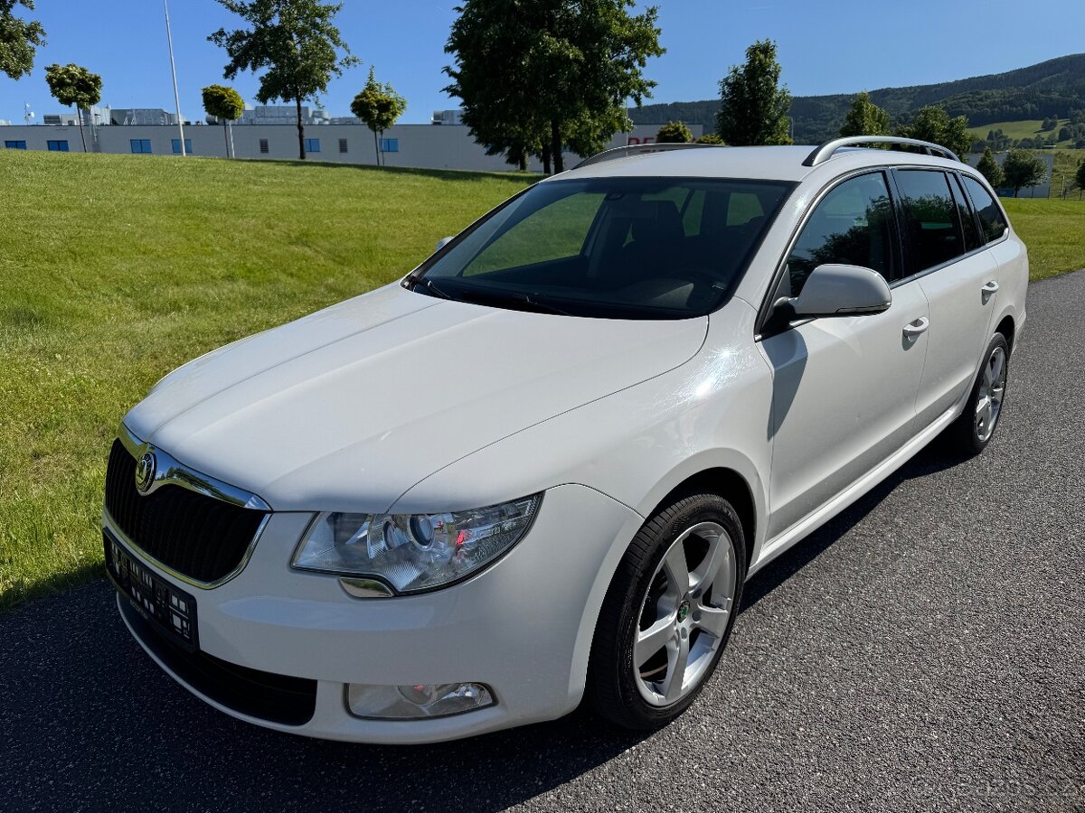 ŠKODA SUPERB II. 2.0 TDI COMBI/ZÁRUKA/LETNÍ SLEVA