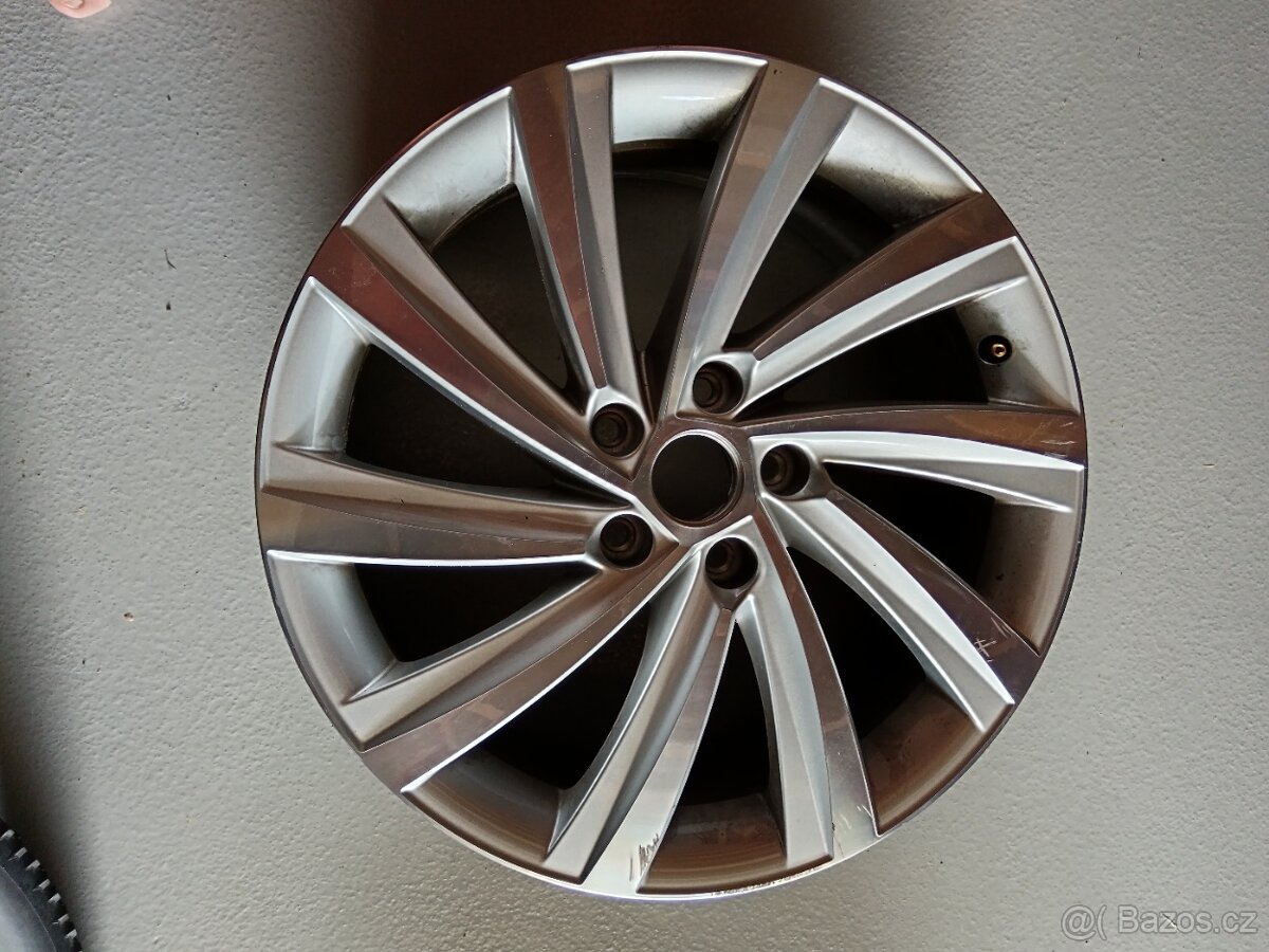 1x al disk PERSEUS 18" ORIGINAL SKODA OCTAVIA IV r.v. 23