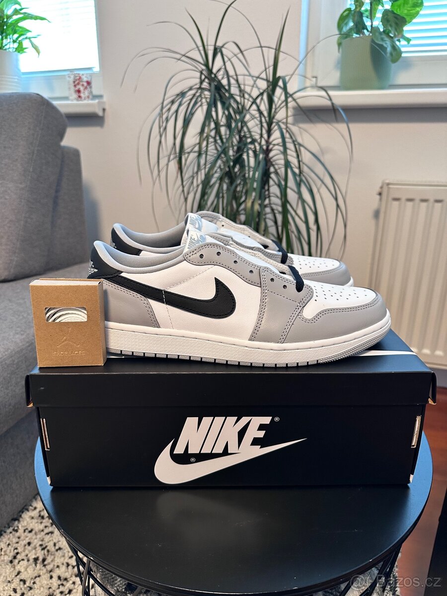 Air Jordan 1 Low OG Barons