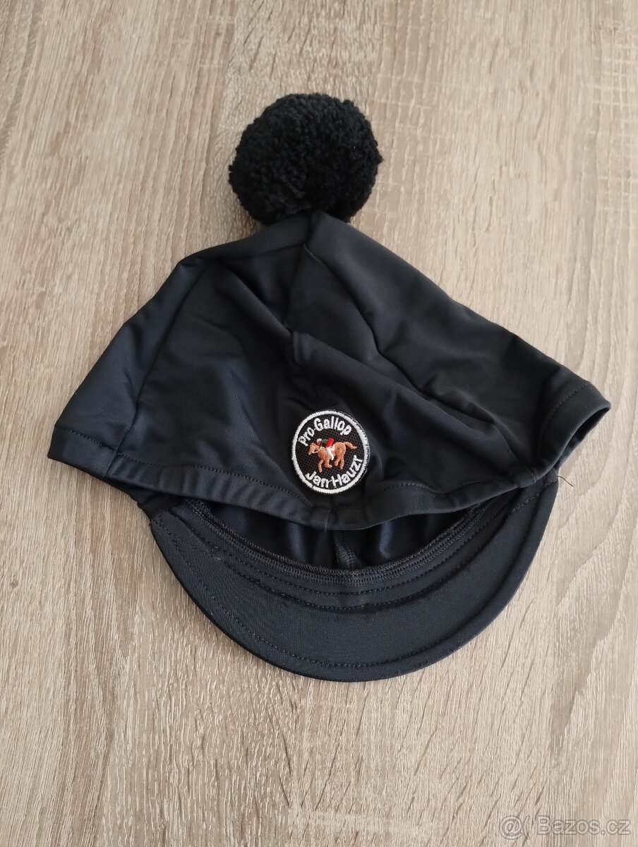 Dostihové oblečení