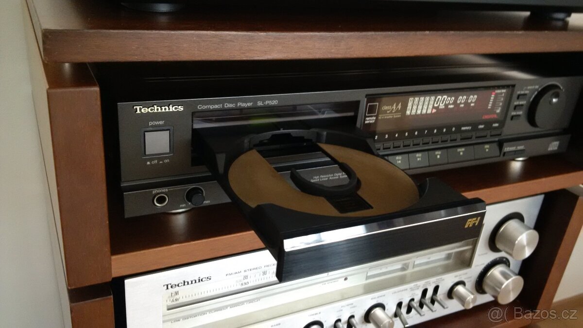 KOUPÍM STŘÍBRNÝ CD PLAYER Technics SL-P520