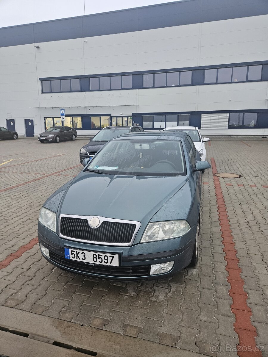 Prodám škoda octavia 2 1.6 benzin
