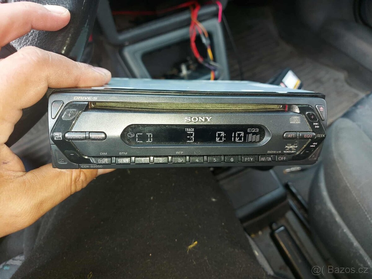 autorádio Sony CDX-S2050, Sony Xplod D