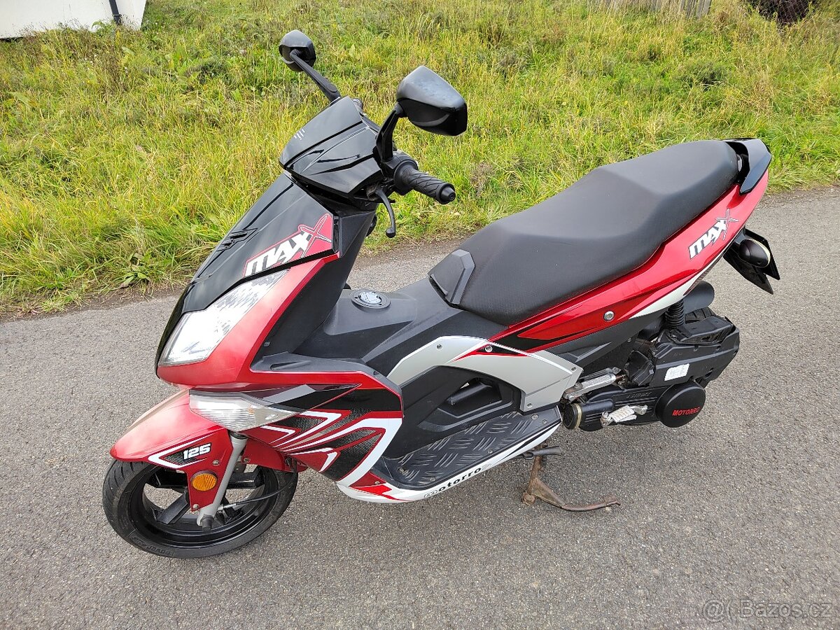 Skútr Motorro Maxx 125