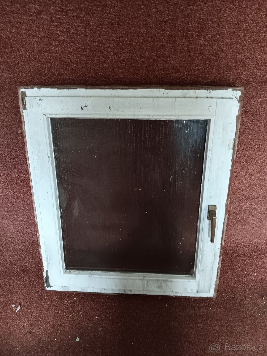Dřevěné okno (č.18)