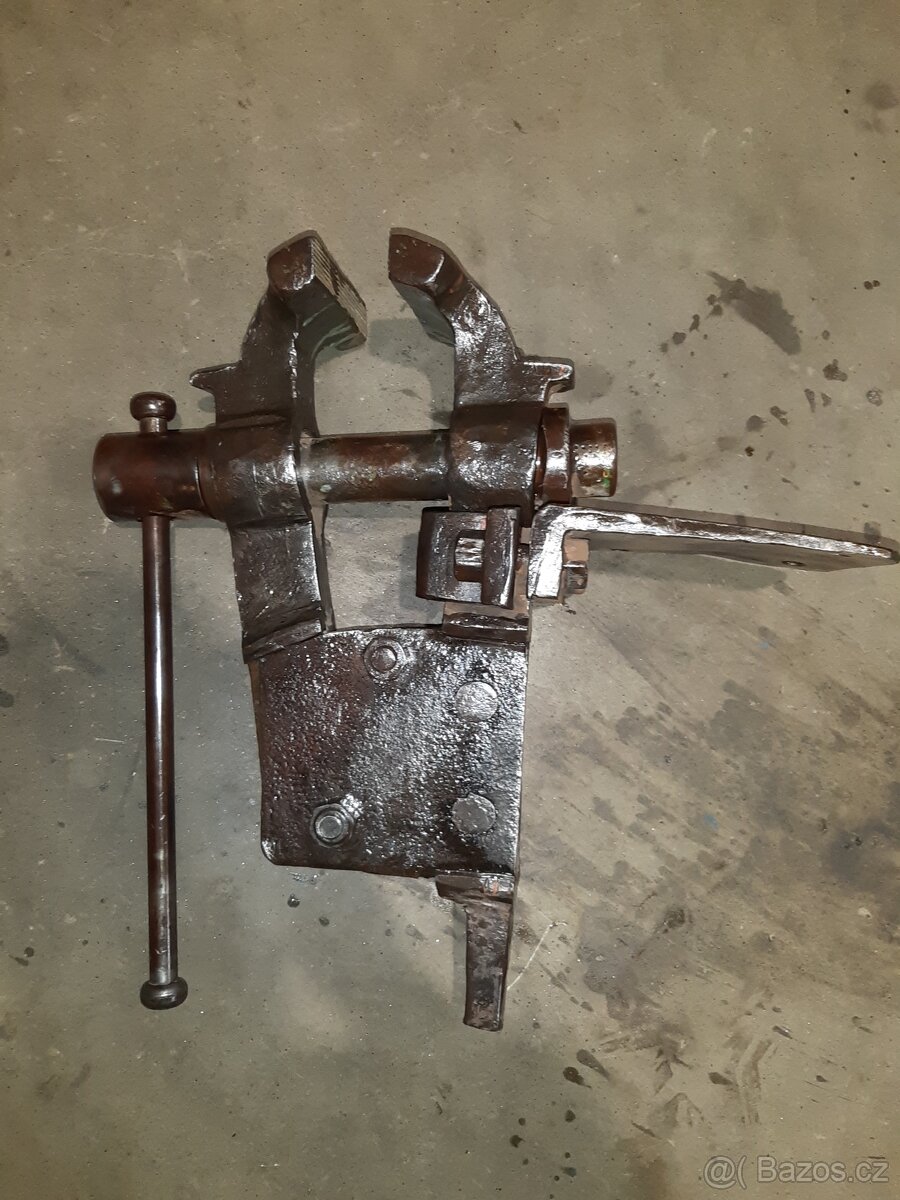 Kovářský svěrák