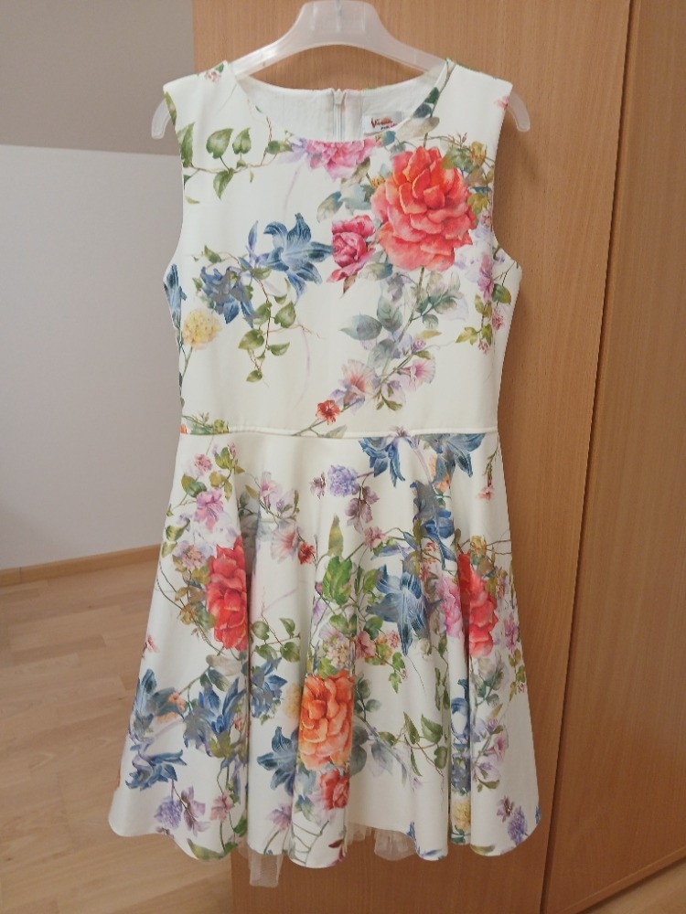 Dětské společenské šaty vel. 146