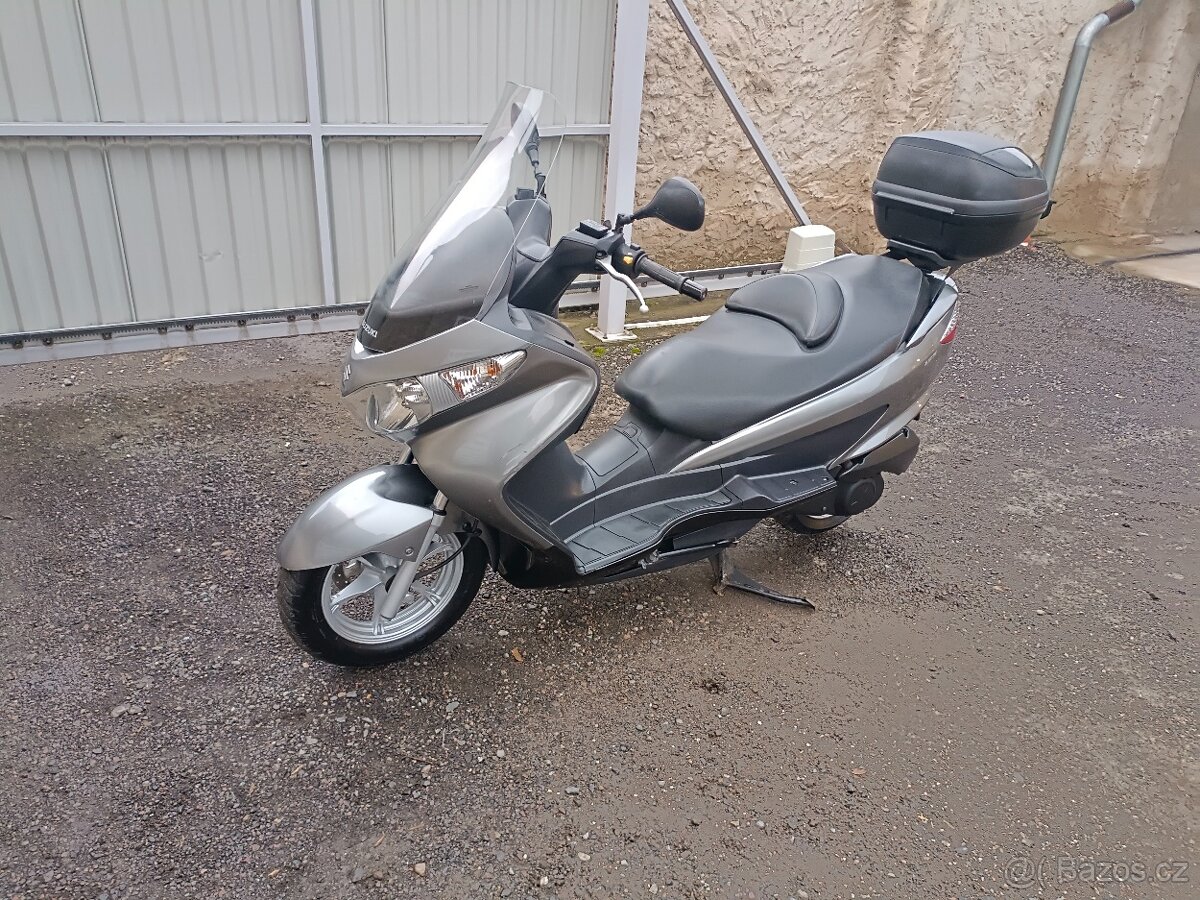 Suzuki Burgman 125i CZ Doklady v ceně