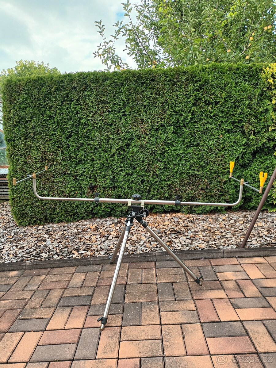 Stojan na rybářské pruty