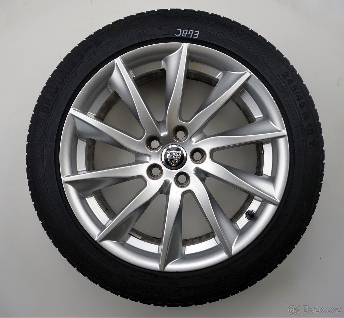 Jaguar XF F-TYPE - Originání 18" alu kola - Letní pneu