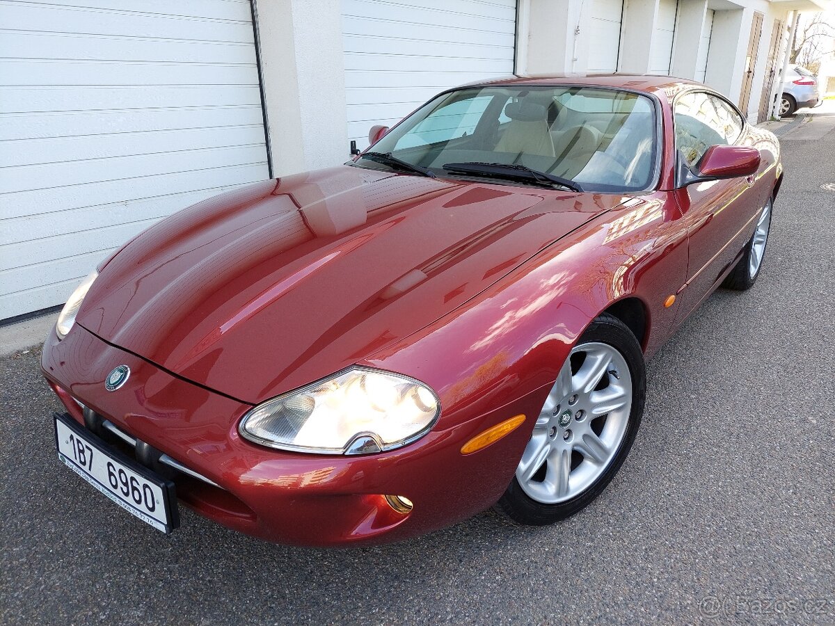 Jaguar XK8, 4.0i V8 Původ ČR