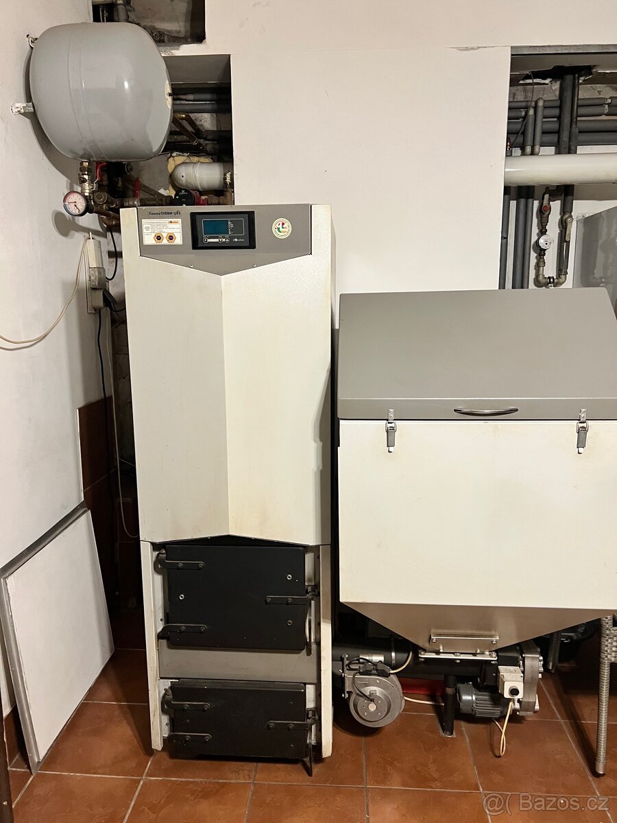 Automatický kotel Benekov cosmotherm U35 540l 4 emisní třídy