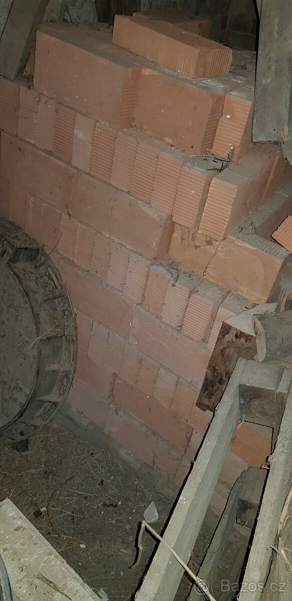 Palena cervena plna cihla