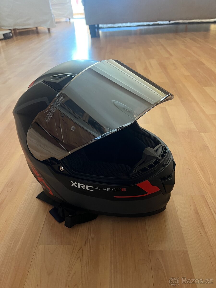 Helma na motorku